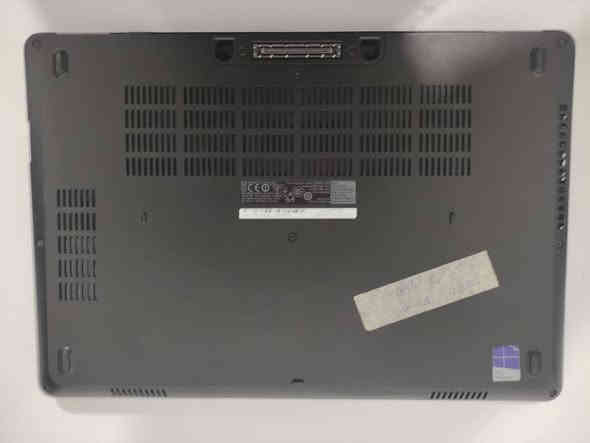 لابتوب Dell Latitude E5470 (Core i5 جيل سادس) - السعر 190 ألف
السلام عليكم ورحمة الله،
للبيع لابتوب ديل (Dell) موديل Latitude E5470، لابتوب فئة أعمال نظيف جداً وجاهز للاستخدام المباشر. الجهاز سريع جداً بفضل هارد الـ SSD ومنصب عليه ويندوز 11 وأوفيس 2016.
💻 المواصفات بالتفصيل:
 * الموديل: Dell Latitude E5470
 * المعالج (CPU): Intel® Core™ i5-6200U (الجيل السادس)
 * الرام (RAM): 8 جيجابايت (8GB)
 * كرت الشاشة (GPU): Intel® HD Graphics 520 (مدمج)
 * نظام التشغيل: Windows 11 (أصلي)
 * الشاشة: دقة 1366x768 (HD)
 * البرامج: مُنصب عليه مجموعة أوفيس 2016 (وورد، إكسل...إلخ)
✅ حالة الجهاز والملحقات:
 * التخزين (الهارد): هارد سريع جداً SSD بحجم 256 جيجابايت (يفتح النظام بثواني).
 * البطارية: ممتازة، تدوم حوالي 3 ساعات (حسب الاستخدام).
 * النظافة: الجهاز نظيف جداً ومكفول من أي مشكلة.
 * الملحقات: يأتي معه الشاحن الأصلي + ماوس هدية.
💰 السعر والمكان:
 * السعر: 190 ألف دينار
 * المكان: الناصرية - الشموخ.
للتواصل والاستفسار، يرجى إرسال رساله على الوات ساب 

0777 364 4026
