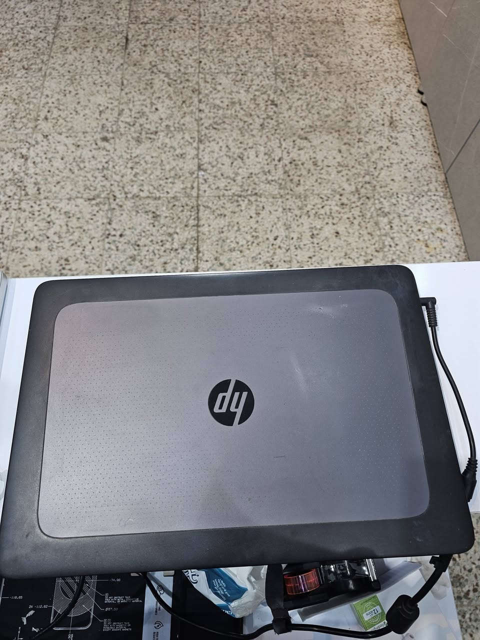 السلام عليكم لابتوب  DESKTOP-HJE4KVG HP ZBook حجم الشاشه17 #معالج 15 G3 Intel® Xeon® E3-1505 مايعادل الجيل العاشر الموصفات موضحه بصور هارد 512 SSD الرام 16كيكا كارت شاشه 4 كيكا مواصفات عملاقه تشغيل جميع لالعاب والبرامج الثقيله #السعر 350 وبيها مجال ***********
