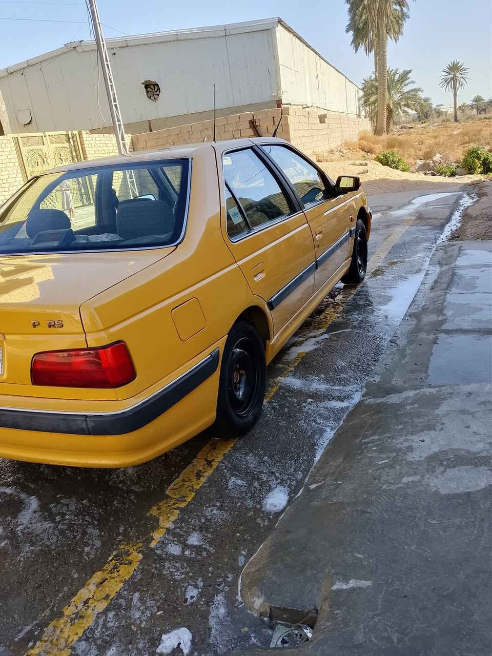 سلام عليكم بيجو باص للبيع موديل 2015 مكينه مزفته جديد لسعر 45. لعنوان زعفرانيه شارع لبطل رقم ***********
