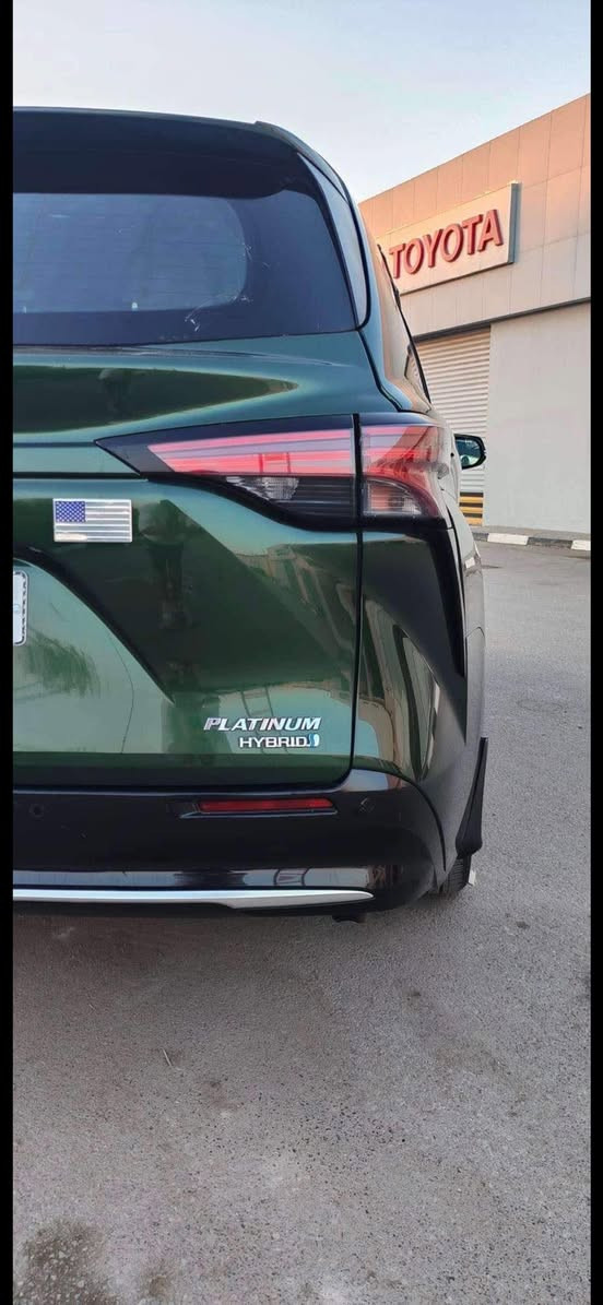 السلام عليكم ورحمة الله وبركاته
رمضان كريم على الجميع 
تيوتا سينا 2022 هايبرد وبانزين ( بلاتنيوم) 
محرك 2.5 ___اعلى موصفات 1/1 
غنيه عن التعريف 
بدون ار با ك بدون شاصي بدون لغد 
ماشيه 260 الف كيلو 
رقم بغداد 
ضرر (3) قطع فقط 
وبيها كلير من امريكا موضح بسونار 
السعر 278 وبيها مجال ان شاءالله 
***********
ترهم مراوس حسب القناعه رقم بغداد او شمالي
