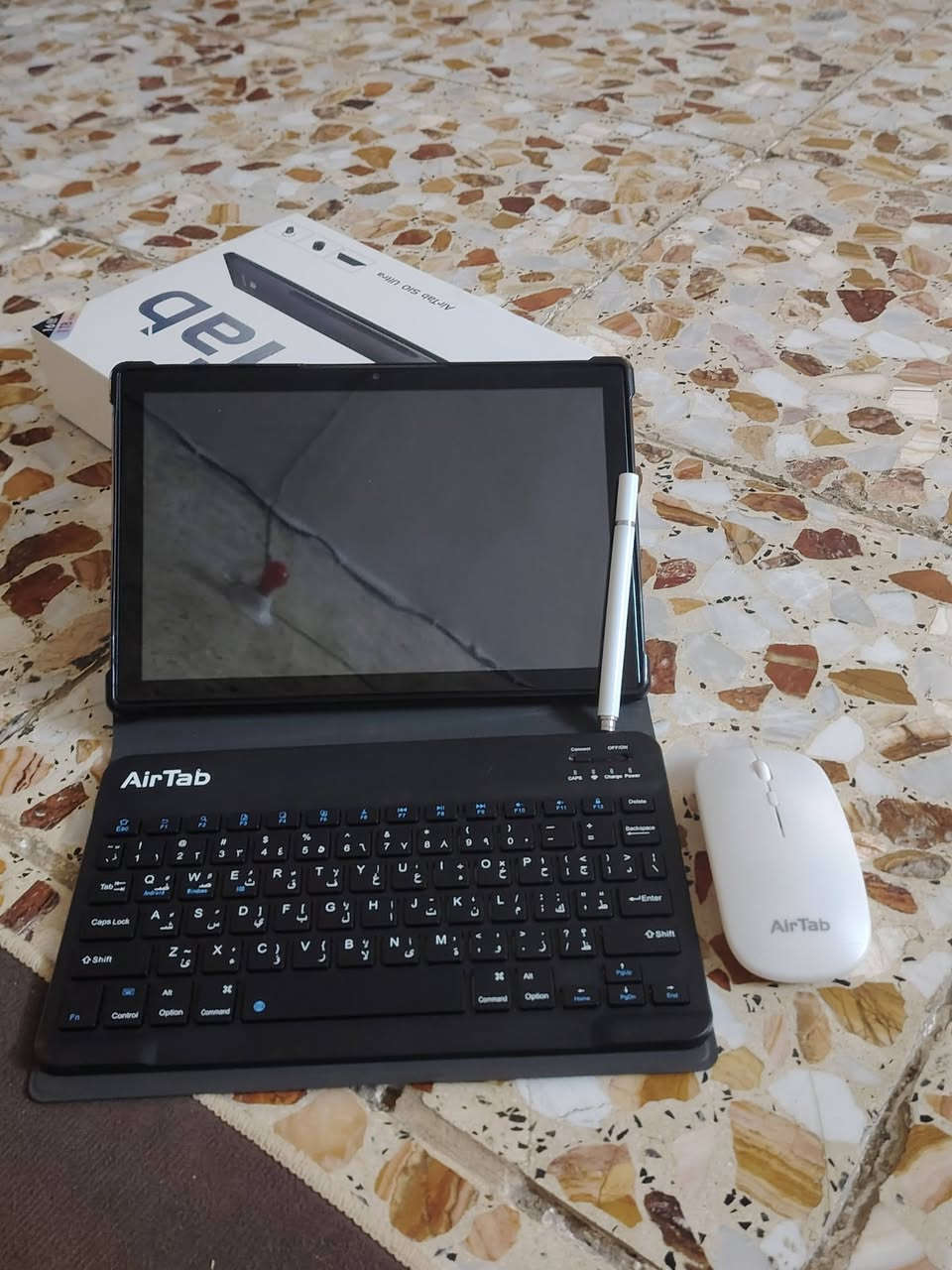 سلام عليكم من رخصت مدير الكروب ايباد للبيع 
للأستفسار ***********
