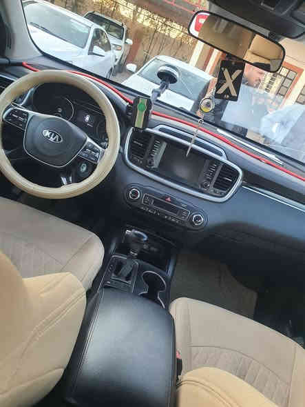 اسلام عليكم سورنتو امريكي 2019 مواصفات امريكي 
محرك v6 
سياره كلين ما بيها قطره صبغ محرك مكفول 
ماشيه فوق 90 الف مايل 
العنوان :صلاح الدين الشرقاط 
سعر :215 وبيها مجال 
رقم : ***********
