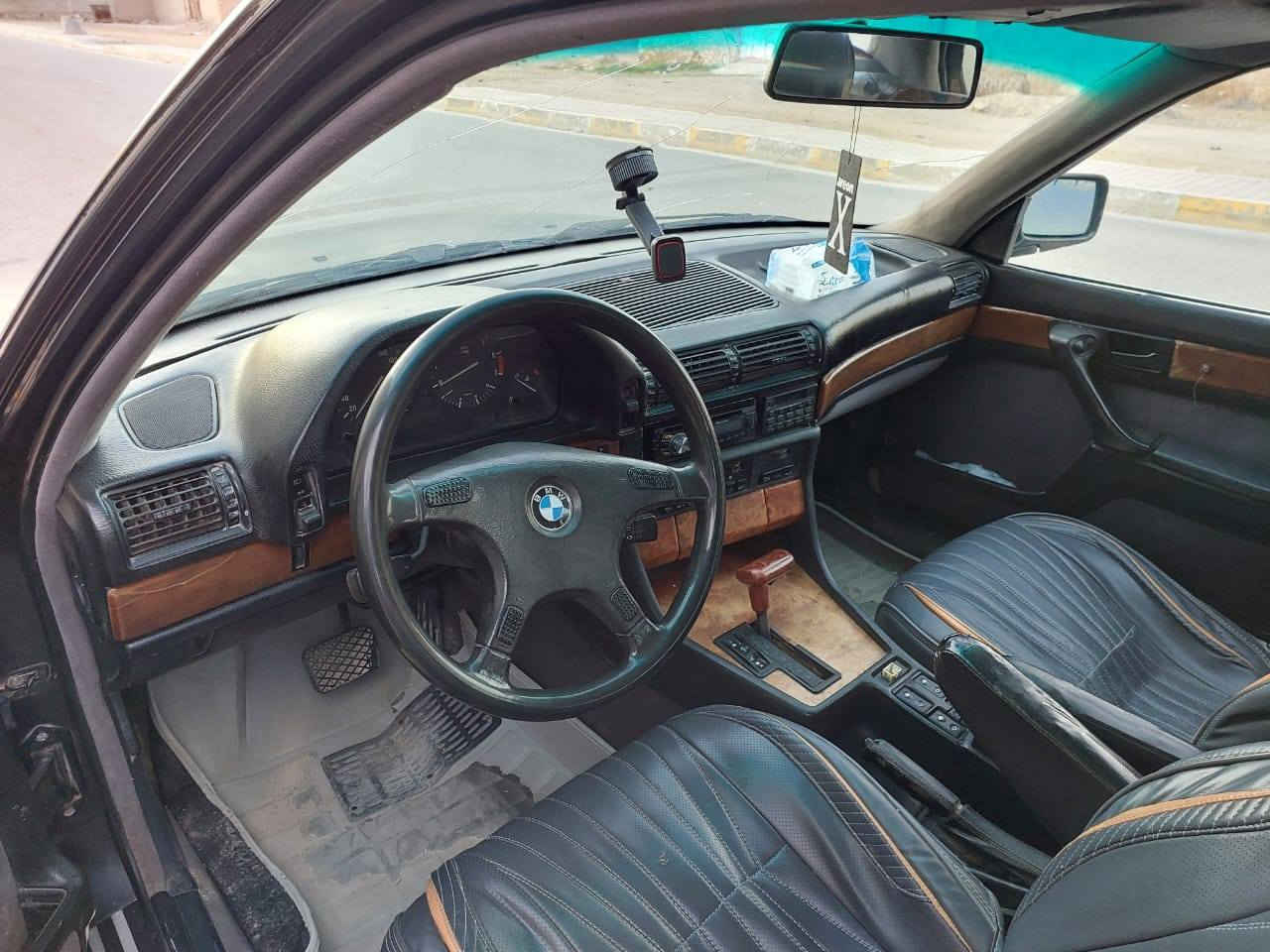 سلام عليكم بي ام 735 أصل بليته وسنويه مكينه مفتوح  كير اوتو  موديل 91 سياره بلاديه بيه جراد رقم انبار   بلاد ترهم مراوس وبيع السعر 38 بي مجال 
***********
‏
