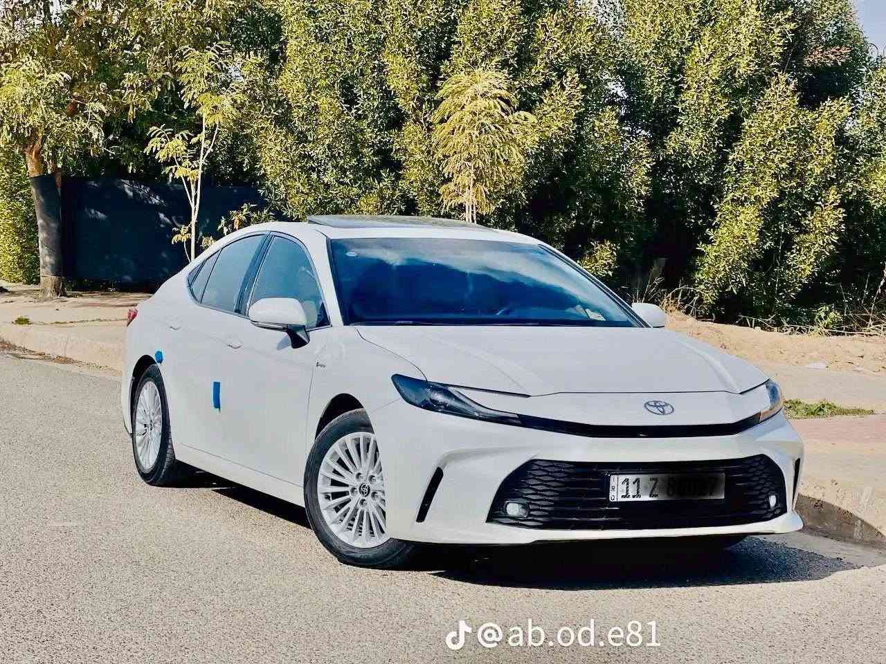 كامري 2025. وكاله عبداللطيف واضحه للجميع. فتحه حساس امامي خلفي كامره خلفيه. برده خلفيه  رقم بغداد مكفول كفاله عامه مغلف كشنان وارضيه  ماشي 10 الف.   السعر الاتصال على الرقم  ***********
