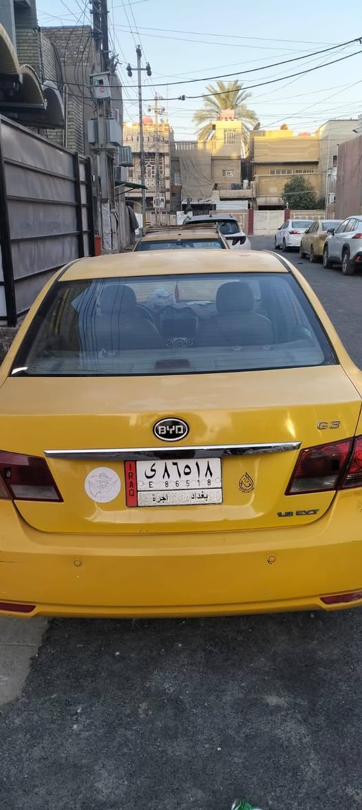 سلام عليكم
بيوايدي جي ثري G3 2013 
رقم ألماني بغداد محرك مازدا 1800 
كشنات جلد نضيف 
حدادية صدر جديدة كاملة 
كير اوتوماتيك 
السعر 55 ورقة بيها مجال 
للتواصل ***********
