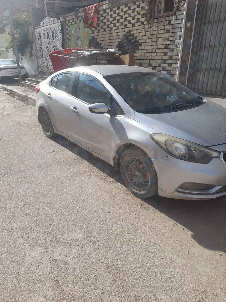 سيراتو 13خليجي سلفري المكينه بيه خيط بخار جديد مكانه نجف سونار وصورة موجوده ب108رقم الهاتف *********** او واتساب بيه مجاال قليل
