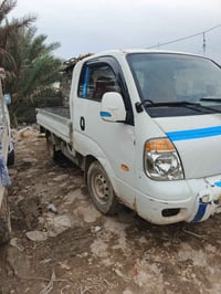 كيا حمل مسكر 2007مكينه مال ٢٧٠٠سياره مكفولة من الصبغ  سياره خيرمن الله...