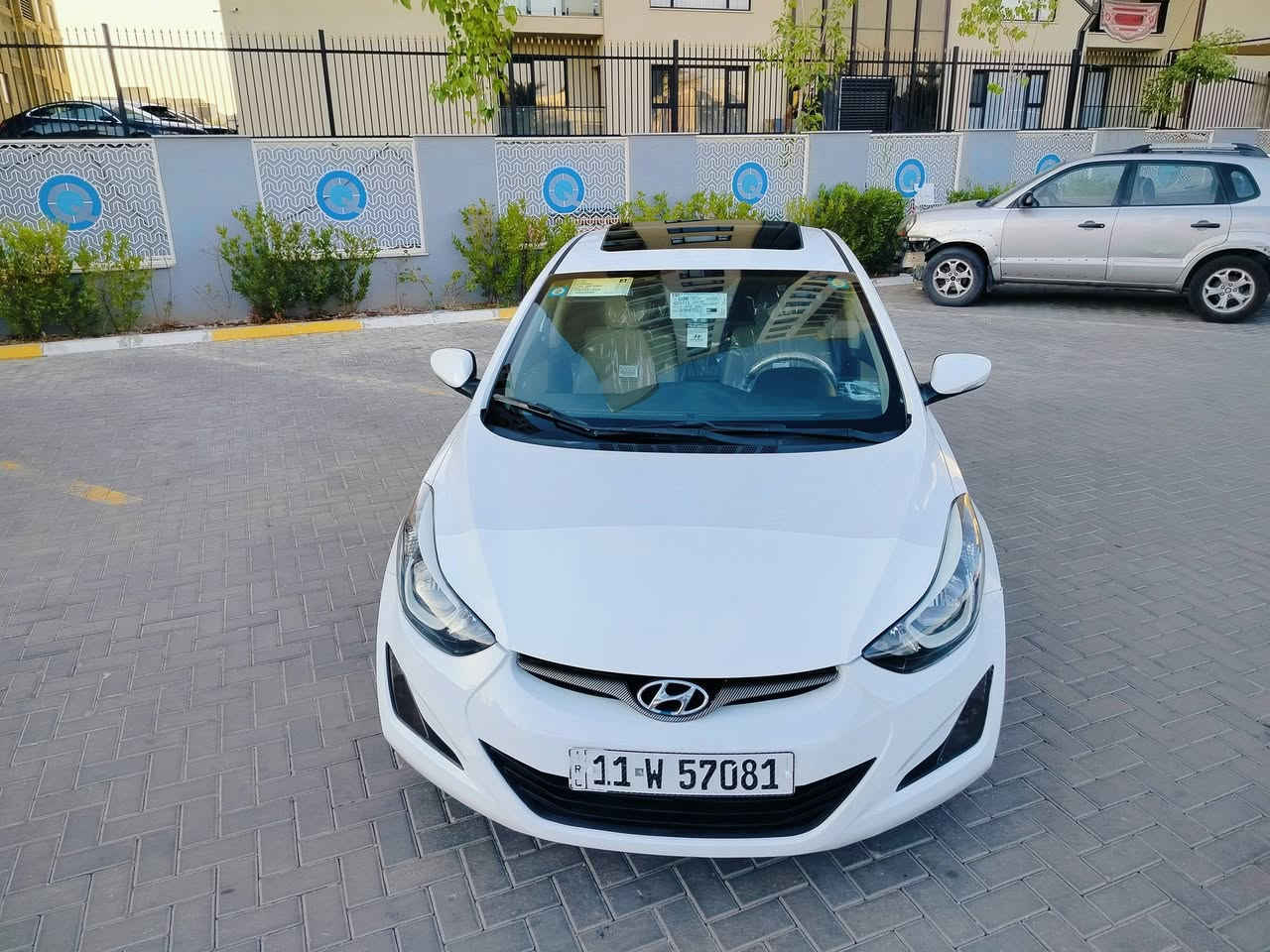 سلام عليكم النترا للبيع موديل2015 خليجي فول عده البصمه تحكمات قطعتين تبريد فول الأخير صدر كير مكينه جديد  بيهه صبغ باب السايق بسبب شخوط السعر 118 وبيهه مجال العنوان البياع شرطه الخامسه الاتصال/***********
