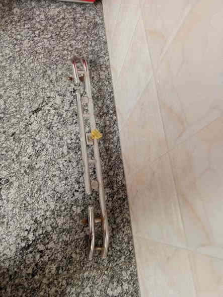 السلام عليكم
غراض تكتك للبيع
سيبايه
دمام
شمعه شغاله
درع خلفي
مكاني بغداد مدينه الصدر
للتواصل ***********
