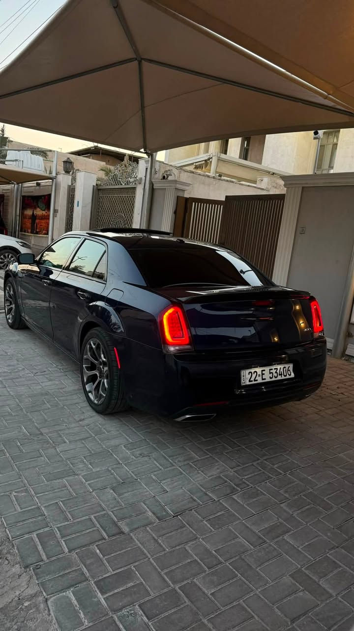 كرايسلر وارد كندي عداد 260
S300 2017
بارد بالجاملغ  الامامي وتكحيل قماره اثر خياس 
اللون كحلي نيلي 
جاهزه من كلشي تبريد محرك كير كفاله 
كشنات تدفئه 
سماعات بيتس
دمام بالصندوك 
ويل 20 
بانوراما 
ماشيه 127 الف كيلو وليس مايل
سنويه تنتهي 2029 رقم جديد وكامل
مكانها بصره 
والسعر 220 
***********
