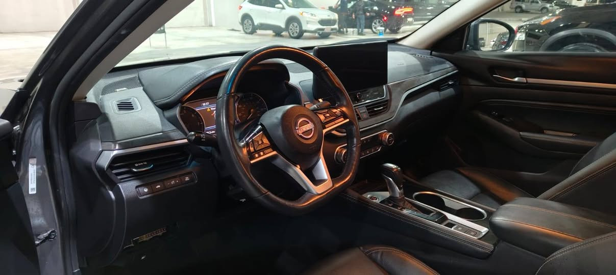 Nissan altima 2023 SL+
                    بێ تۆڕبۆ و بێ دەبڵ ئەکسل
45,000ml ڕۆشتوە 
فول فول مواسەفات 
ئۆتۆ هۆڵد برێک بەسمە 
سڵاید 
کوشن جلد 
کوشنی سایەق و سەکن کارەبا 
کوشن هیتەر سوکان هیتەر 
تەبرید مەرکەزی 
 ڕاداری پێشەوە ڕاداری پشتەوە ڕاداری لا تەنیشتەکان خەتی جادە
مکەبەرەی bose
بەسمە و شەغال
پێنج کامێرا 
شاشە گەورە 
وایەرلێس چارج 
ناو فۆرمیگا 
‎3 پارچەی بۆیاخە بێ ناوگرتن بێ شانسی 
ئێرباگ سوکان و شان تەقیوە سیستەمە 
هەموو گیانی بە شەرت یەک دینار مەسرەفی تیا نیە هیچ گڵۆپێکی داشبۆرد ئیش ناکات سەیارەکە زۆر تازەیەو خۆم لە ئەمریکا هیناومە یەک دەسە
*********** السليمانية, العراق
