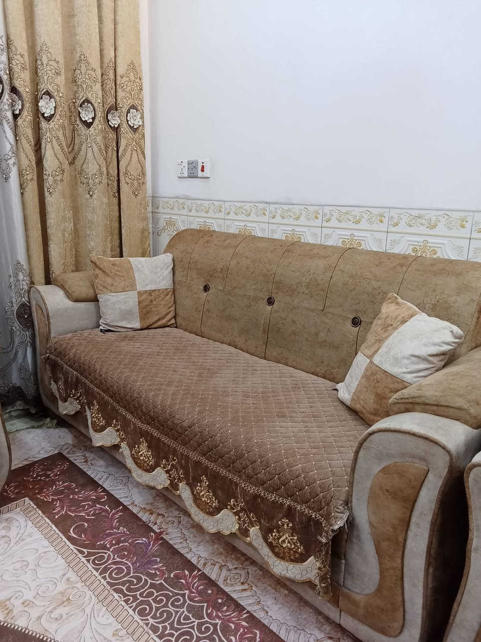 سلام عليكم تخم 10 مقعد شغل عراقي 
سعر 550
***********
