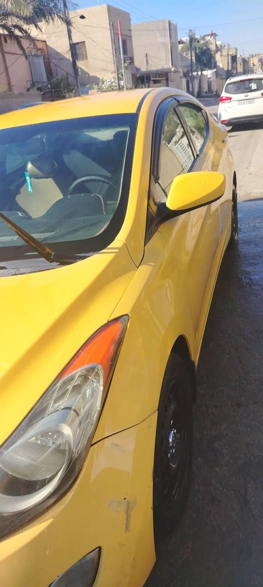 رمضان كريم عليكم النترة وارد امريكي الحادث جاملخ فقط الايمن موديل ١٣ السعر ٩٠ وبيها مجال مكاني بغداد رقم تلفوني ***********
