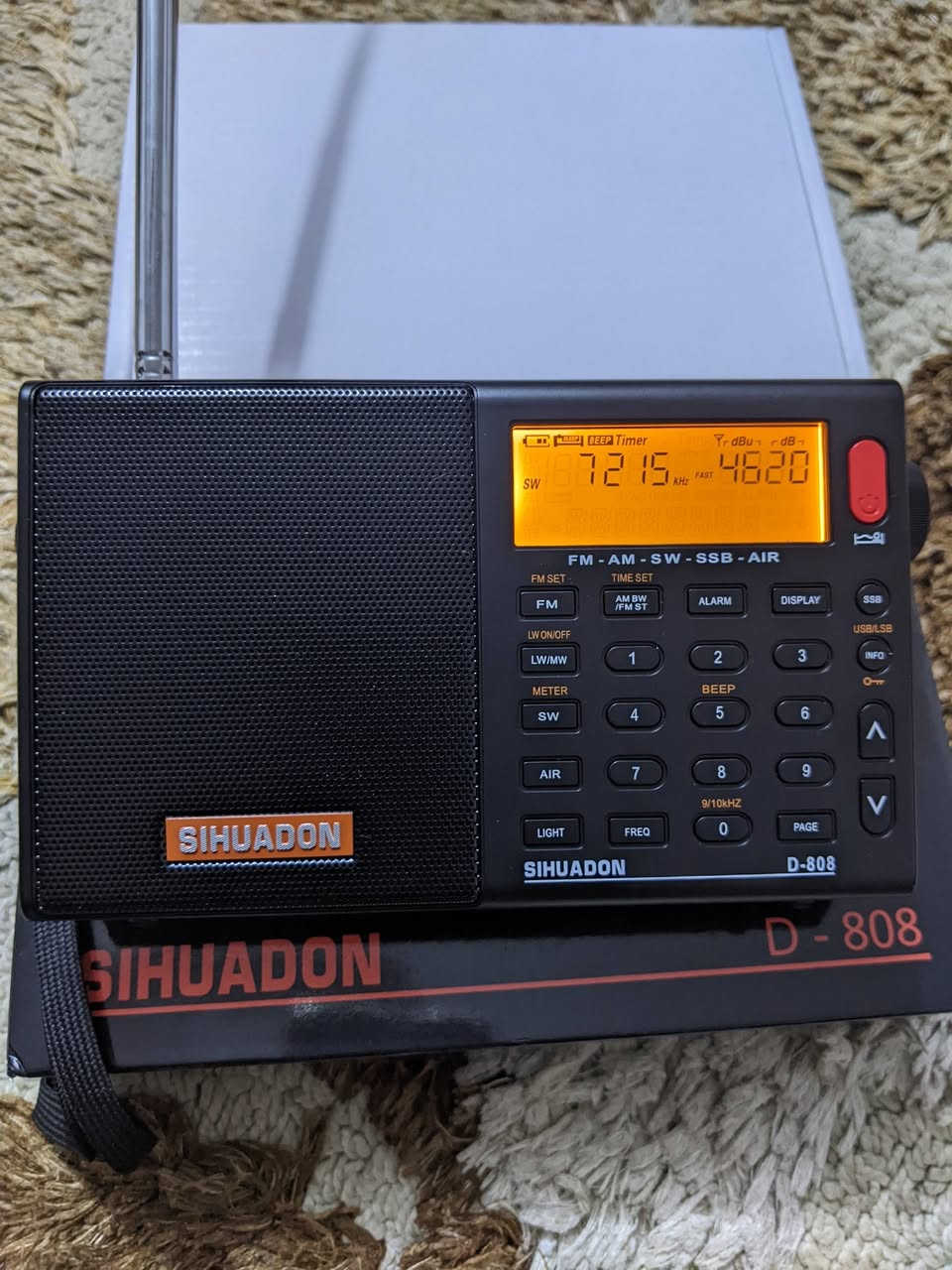 متوفر للبيع
XHDATA D-808 
AM/FM/SW/MW SSB AIR RDS


**إذا كنت صاحب هذا الإعلان وتريد حذفه لأي سبب، رجاءا أرسل رسالة إلى الدعم الفني**