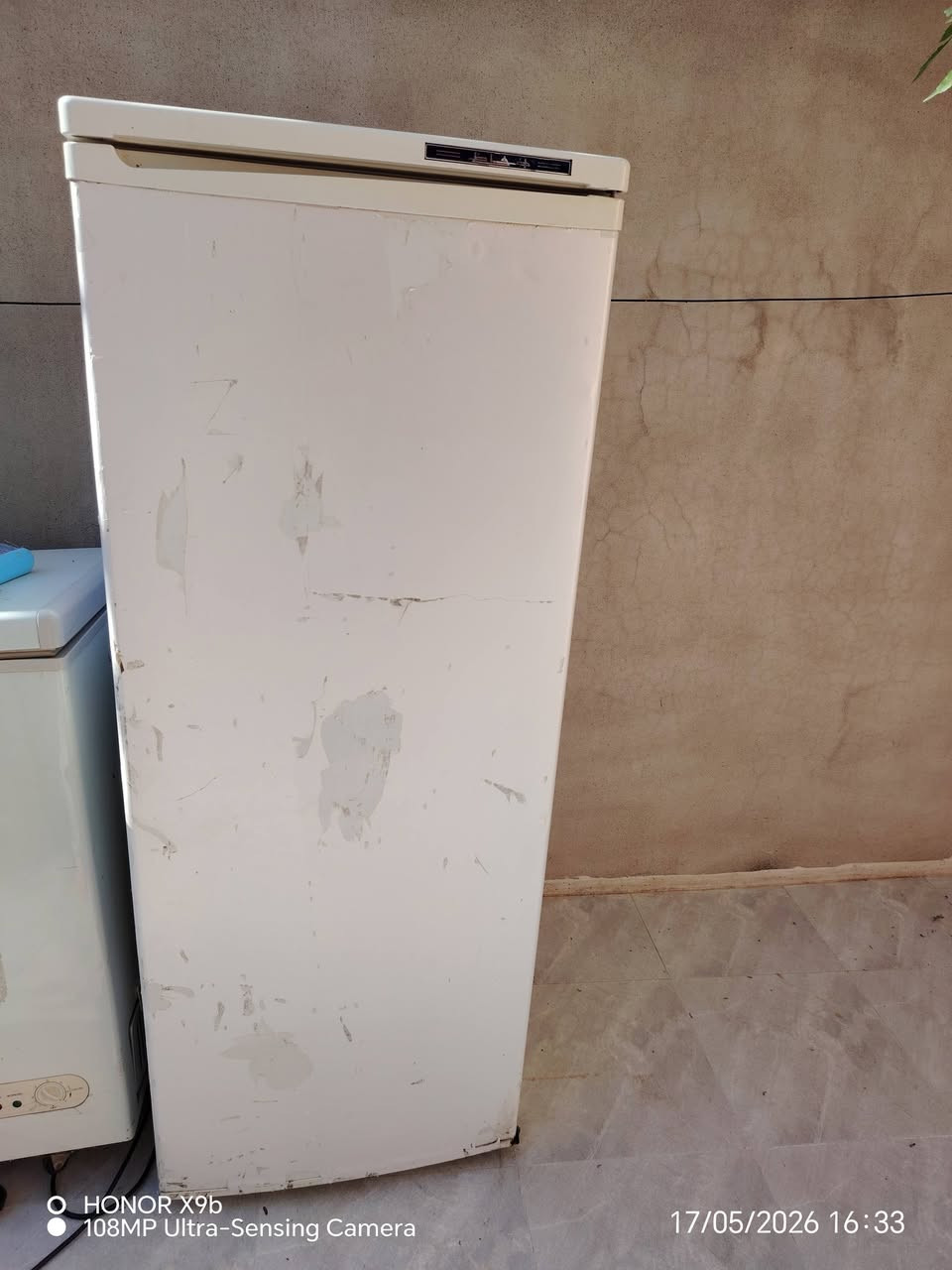 ثلاجة للبيع شرط التشغيل ب40 وبيها مجال


**إذا كنت صاحب هذا الإعلان وتريد حذفه لأي سبب، رجاءا أرسل رسالة إلى الدعم الفني**