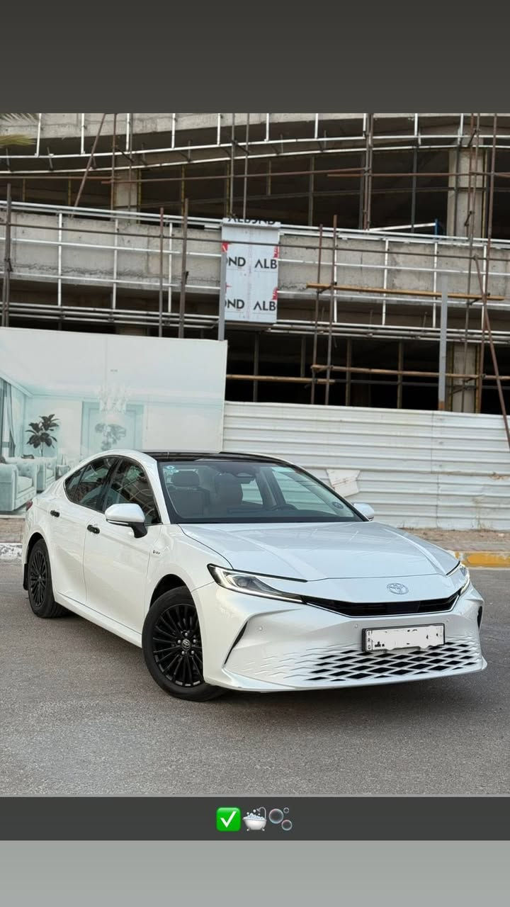 تويوتا كامري هايبرد 2024 الشكل 2025
مرقمة بغداد، هزة جديدة باسمي
كلين تايتل – وارد خليجي (تجميع الصين الخاص بالخليج)

المواصفات:
محرك 2000 هايبرد
فتحة بانوراما
إضاءة LED + زينون
شاشة وسطية + كاميرا
مقاعد جلد فاخرة  كهربائية أمامية
مثبت سرعة
تبريد قطعتين نظام بيانو لمس 
أوضاع قيادة متعددة
رادار + تحديد مسار
حساسات أمامية وخلفية
مفتاح وتشغيل بصمة
شاحن لاسلكي + بلوتوث + USB
ويل كب قياس 17

🔹تفاصيل إضافية:
ماشة 60  ألف ميل (قابل للزيادة)
دهن السيارة مبدل فقط بالوكالة
البانزين المستخدم: محسن وسوبر فقط

🔹الملاحظات: السيارة مكفولة كفالة عامة 

خالية من أي ضرر

الـــــــــــــسعر : 23000$ شدتين 30 ورقة  📩 💎 رقم بغداد 

رقم صـــاحب سيارة: ***********
