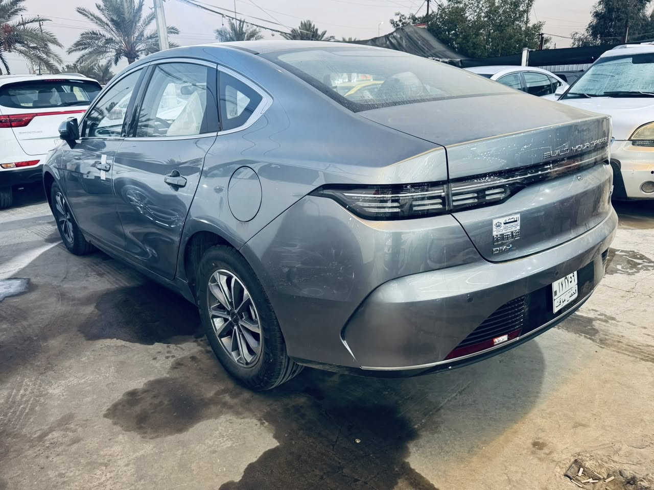 بي وادي دستروير  2025 زيرووو كارت شغال اصلي + بصمه  + شاحنه اصليه
بلكن هايبرد 

 ملحقات السياره اصليه كارت اصلي  + شاحن اصلي + منفاخ + فوم معالج تاير + بصمه 

💎محرك 1500 هجين تنفس طبيعي هايبرد + بانزين + شحن ذاتي + شحن خارجي 

💎بصمه تشغيل+تشغيل عن بعد   

💎السياره مرتبطة بذكاء الصطناعي حسب قيادتك تصرف

💎ايرباك عدد 12 

 بانزين 

💎كير ماوس 

💎فتح باب كارت انفسي 

💎تبريد قطعتين 

💎شاشه قلاب + كار بلي 

💎جلد ابيض 

💎بكلايت ليد متصل اشاره خلفيه نشره لكزز 

💎لد+ اشاره ليد لايت + لايت زينون 

💎هاندر بريك بصمه + اوتو هولد 

تشغيل فقط لمس للبريك

💎حساس خلفي + كامره خلفيه 

💎حساس ظغط اطار 

💎لايت اوتو 

💎اشاير مري 

💎ويل كب حجم 16 كروم 

***********
