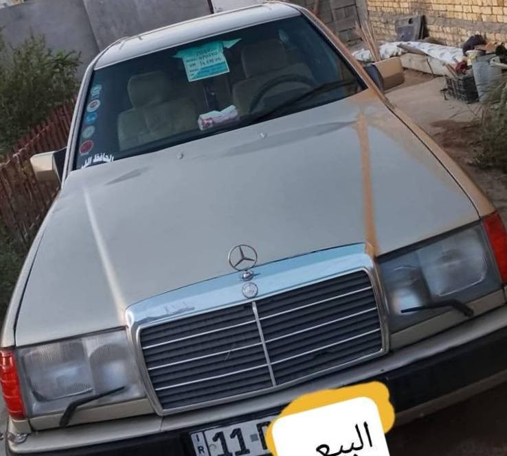 دب مارسيدس للبيع موديل 1991رقم بغداد انكليزي بأسمي حدادي مكينه مكفوله نخم تاير جدبد بأسمي مكينة VVt بيها ضررها فقط قمارة مكانه نجف 
السعر ٣٨
الرقم***********
