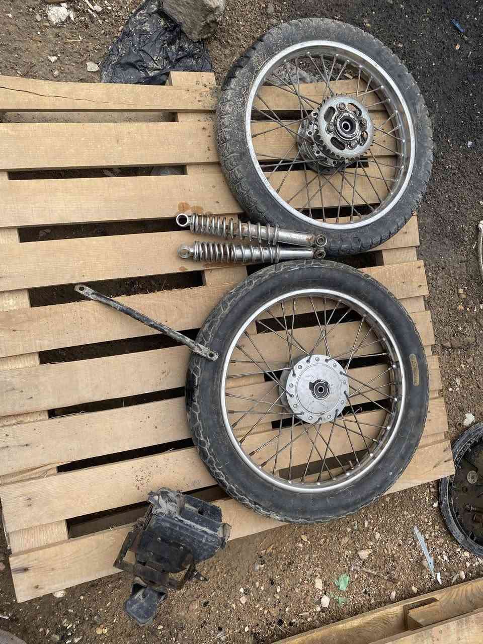 السلام عليكم شباب وياله مال اربعه كير نضيفات +دبلات خلفيه أريدهن شلعه كلهن مكاني كربلاء حي الابطاء سعر50 وبيهن مجال قلل ***********
