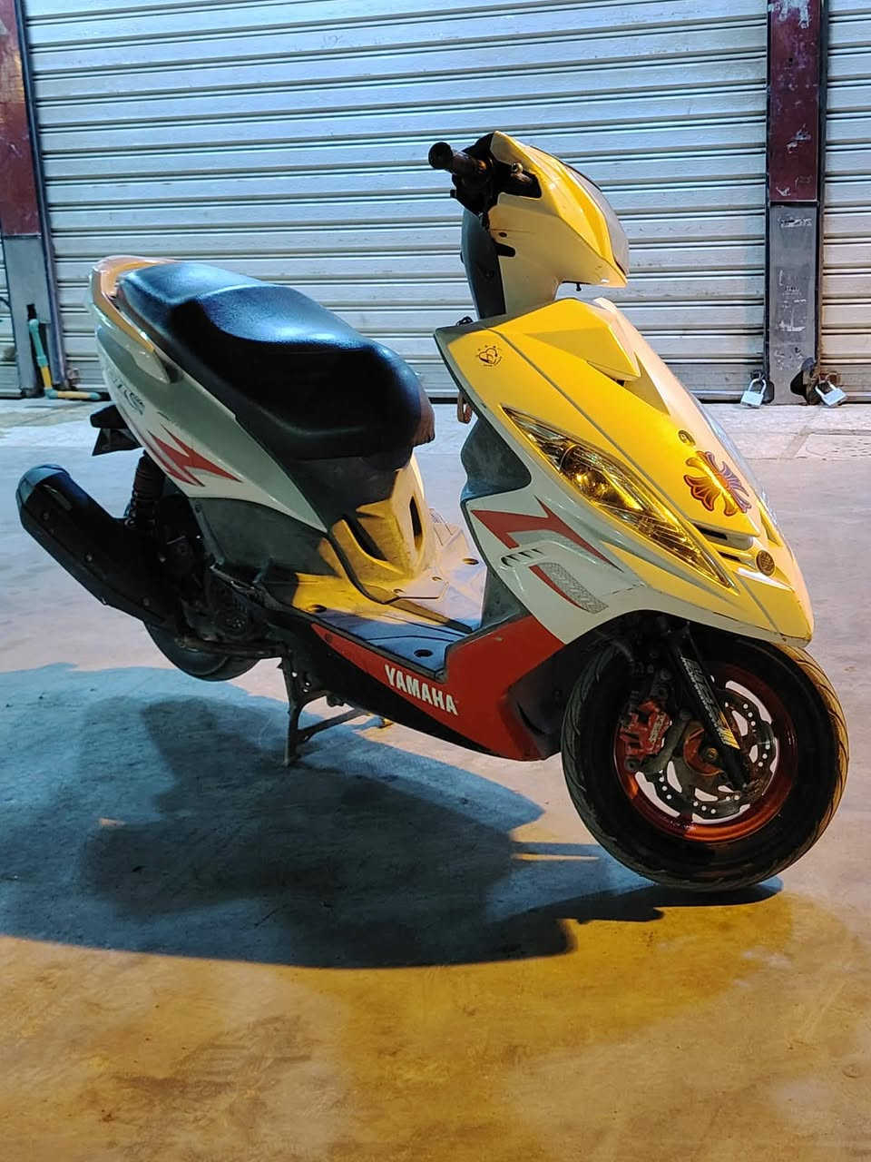 السلام عليكم دراجه جي تي ار للبيع دراجه خير من ومكينه مكفوله كفاله عامه وبيه منفيس ودراج تخبل شعله ومعدل معروضه850 المكان بغداد خاص مفتوح ورقم***********
