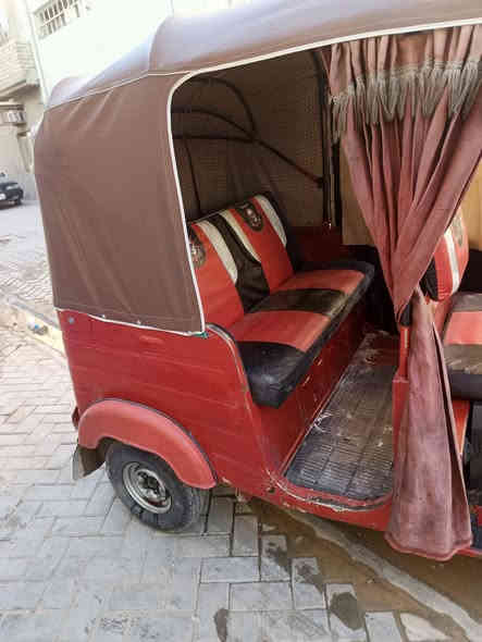 السلام عليكم تكتك مديل 2017 مرقمه رقمهه بغداد تكتك نضيفة بيهه طخهه صفح  ودوس معمرهه تكتك مكينتهه بيهه صوت التكتك
معروضه  4500 للتواصل *********** مكاني بغداد مدينة الصدر
