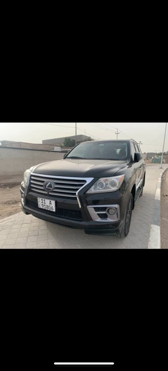 السلام عليكم
للبيع او مراوس 

لكزس LX570
موديل 2012
رقم بغداد انكليزي باسمي
فول مواصفات

 بصمة تشغيل
 تشغيل عن بعد
 كشنات خزن
 سلايد روف
 ستيرن كهربائي
 تدفئة وتبريد كشنات
 كامرات محيطية
 مواصفات كثيرة أخرى

السيارة مكفولة من التبديل والصبغ و الضربه 

 السعر المطلوب:340$

 مكان السيارة: بصره الزبير 
 لأي استفسار: ***********
