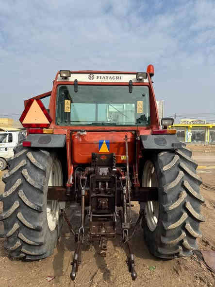 للبيع فيات حجم 100
مكينه جاهزه عله اخر حبايه 
جديده بمعنه الكلمه تخم تأير حداديه
مكينه دخول جديد منفيز وين ما يعجبك سجله 
باقي التفاصيل، اتصال
***********
***********
مكان كون دجيلي شارع المعارض 
السعر 37مليون وبيه مجال
