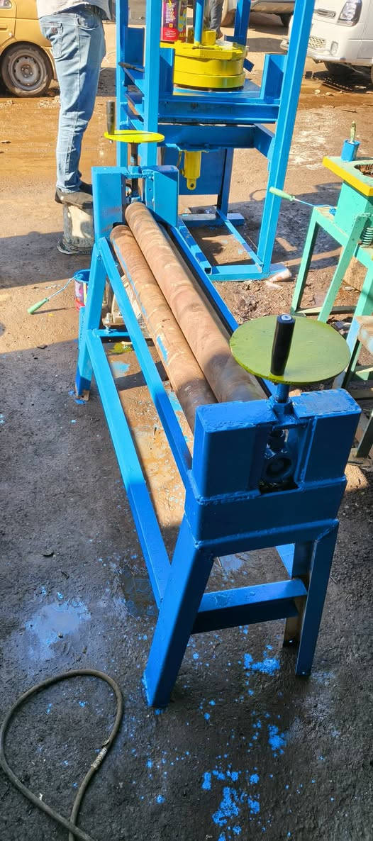 روله درفله عرض ١٣٠سم تلف ٢ملم كامله ماطور كيربوكس وسويج كهربائي ***********
