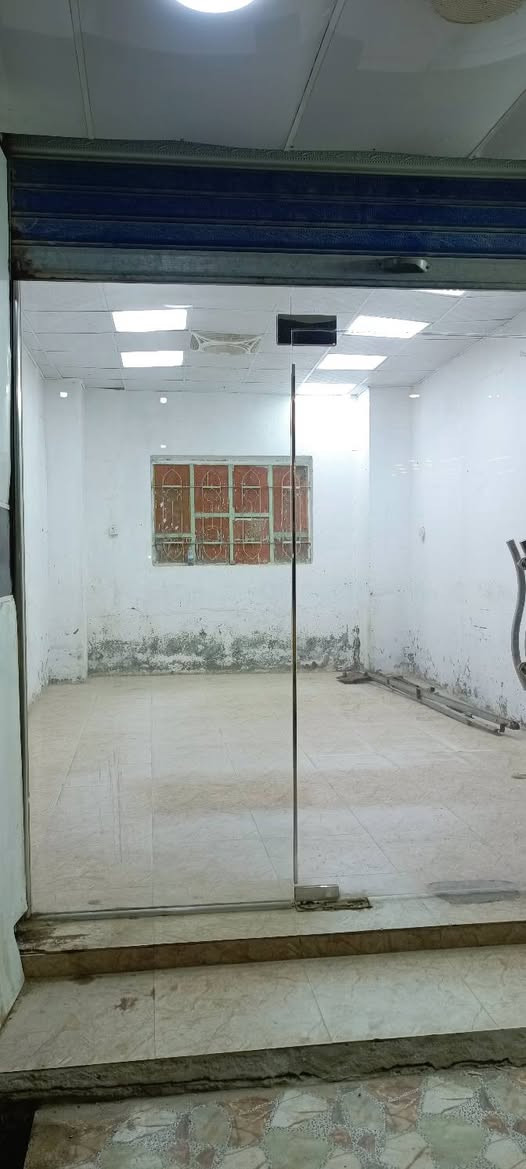 محل للايجار قرب شارع العدل مقابيل عيادة محمد سعود كولي ‏‪***********‬‏
