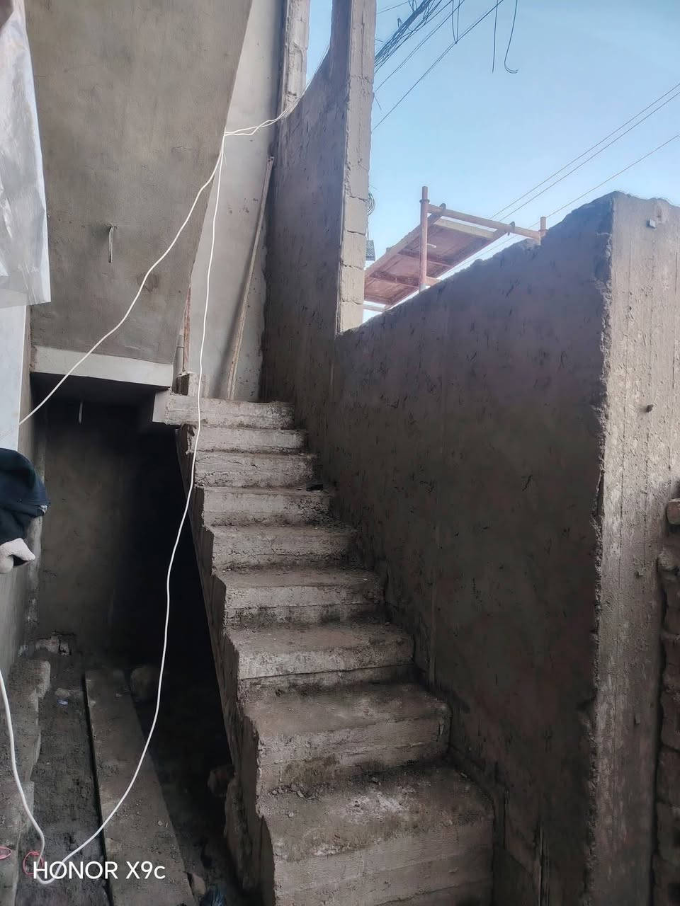 سلام عليكم. كادر كامل 
 لبخ سمنت
 مصاطر شرط وزان
واقع حال زاويه وركن
 تطبك. مصطره طول. بعرض 
شغل درجه اوله التزام بلعمل
الي يريد.. شغل نضيف. ودرجه اوله ولتزام بلعمل يتصل او يراسل ،***********..
