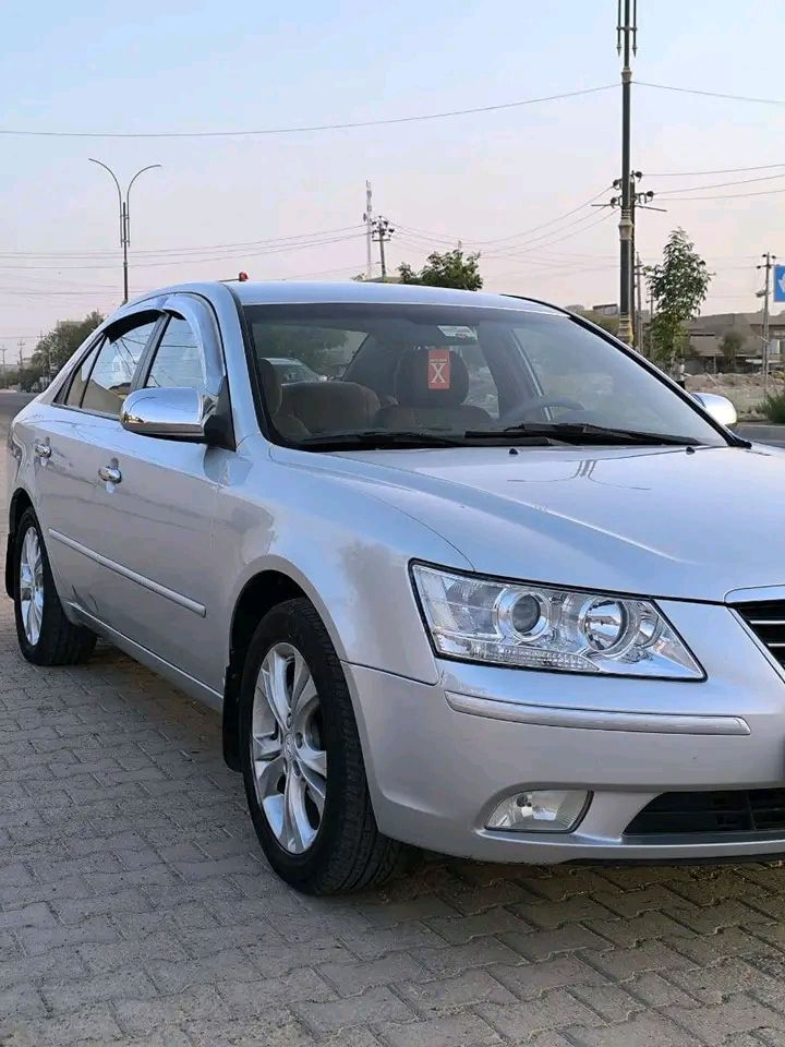 للبيع سوناتا موديل 2010 كوري 
محرك 2000  محرك كير بعده بلادي ماشية 178 رقم سليمانية باسمي صدر جديد   دوشمة كاملة كوبون بانزين بيها
بيها منضومة غاز ام60لتر
 سعرها 118 ورقة وبيها مجال بسيط
للاتصال/ ***********
مكاني كركوك
