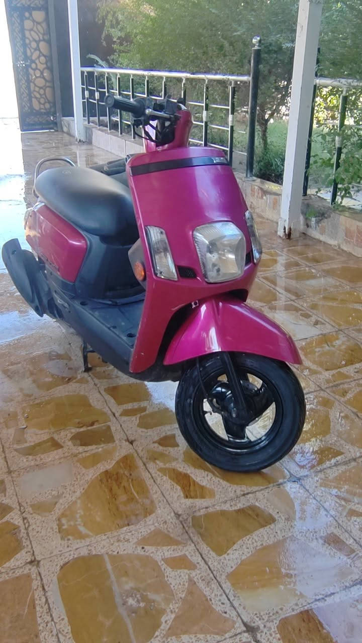 دراجه بوليس مسطره جديده حاويه ما صارلها شهر من طالعه دراجه مكفوله من كلشي نكره سلف كهربائيات كلها شغاله شرط على الفحص المكان كربلاء سعر مليون و٢٥٠ وبيها مجال رقم ***********
