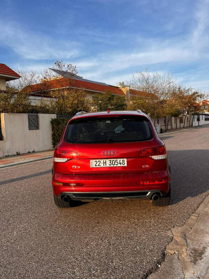 اودي Q7 ٢٠١٢ خليجي SLine فول مواصفات
مواصفات S line
بانورما
جنطة كهرباء
اشاير مري
سبعة راكب
كشنات كهربائي + خزن كشن السائق تدفئة كشنات امامي خلفي
تحكم بجميع الأوامر عن طريق الموس اظهار بالشاشة بصمة + سويج
بردات ابواب الخلفية + الصندوق
الصندوق كهربائي
تبريد اربع قطع تحكم منفرد بكل راكب صوت ستيريو + دمام
حساسات امامي + خلفي
بصمة ابواب + جنطة
دخول ذكي
وبعد هواي مواصفات
السعر ١٢٥ 
للاستفسار الاتصال على ***********
