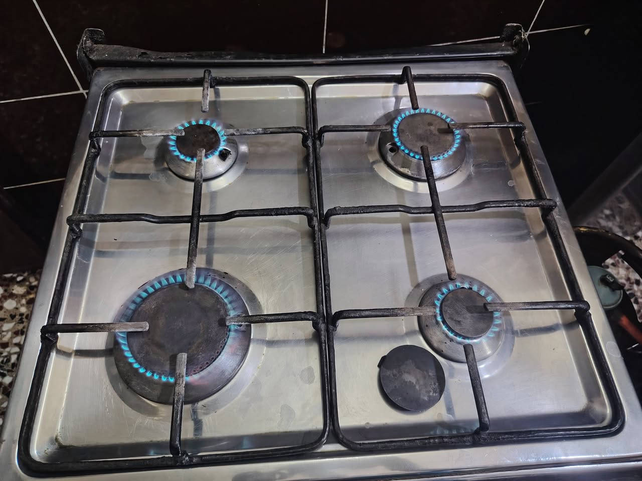 السلام عليكم
للبيع طباخ مستعمل


**إذا كنت صاحب هذا الإعلان وتريد حذفه لأي سبب، رجاءا أرسل رسالة إلى الدعم الفني**