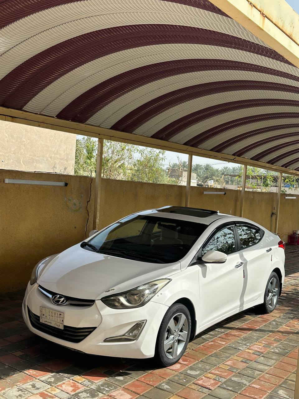 النترا 2014 خليجي رقم كربلاء الماني فول مواصفات محرك ١٨٠٠ دوش جاهزة من كلشي كير ومحرك وحدادية وتبريد خير من الله ، تحويل ثاني يوم مواصفات السياره 
١. محرك ١٨٠٠ دوش
٢. فتحة 
٣. داخل صاج
٤. اشاره بالمري
٥. مري شفط 
٦. خمسة ويل كب
وبعد بيها مواصفات معروفة بيها صبغ باب خلفي فقط والجاملغ الامامي اني بدلته بدون ضربة السعر ١١٨ وبيها مجال بسيط مكاني كربلاء ناحية الحسينية للاستفسار الاتصال على ***********
