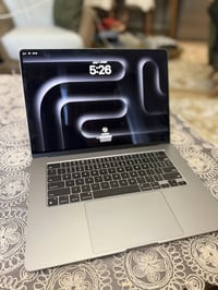 ماك بوك M2 ذاكره 512g مشحون 24 مره  بطاريه 100% 07768588023 بالعامريه