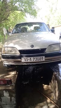 للبيع موديل 91 سياره باسمي مكينه 20 اوتوماتيك عنوان بغداد رقم تليفون 0...