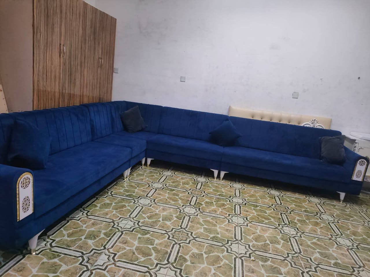 ئێڵی10نەفەری زۆرپاک وەک لۆکە
بۆپەیوەندی***********یان
***********لەسلێمانی السليمانية, العراق
