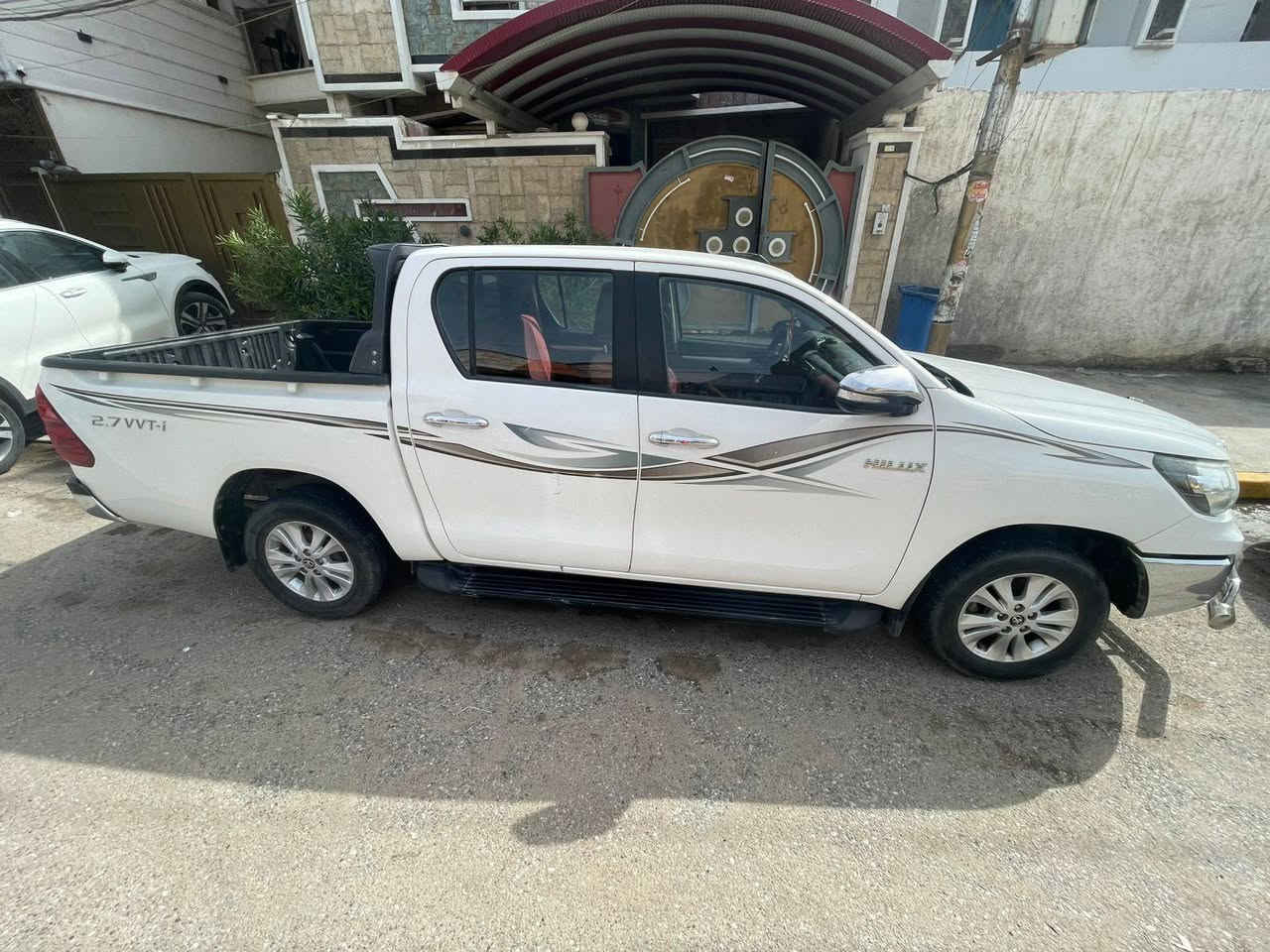 السلام عليكم
هايلوكس 2017 كير واتماتيك سيارة جديدة كارتون ماشيه 95 الف وضع شركه مكفوله كفاله عامه مواصفات فول كويتي ساير تخم تاير حداديه سبير ما نازل تحكم استيرن رقمه واسط دولي بسمي سنويه مجدده لل 31 مشروع وطني سعره 255 وبيه مجال  ،،،مكانة بغداد ،والسيارة احلى من الصور 
‏‪077-114-43085‬‏
‏‪077-291-53095‬‏


**إذا كنت صاحب هذا الإعلان وتريد حذفه لأي سبب، رجاءا أرسل رسالة إلى الدعم الفني**