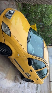 طيبه 2015للبيع السياره شواصيها بلاديه مابيه صبغ نضيفه رقم انكليزي مصفر...