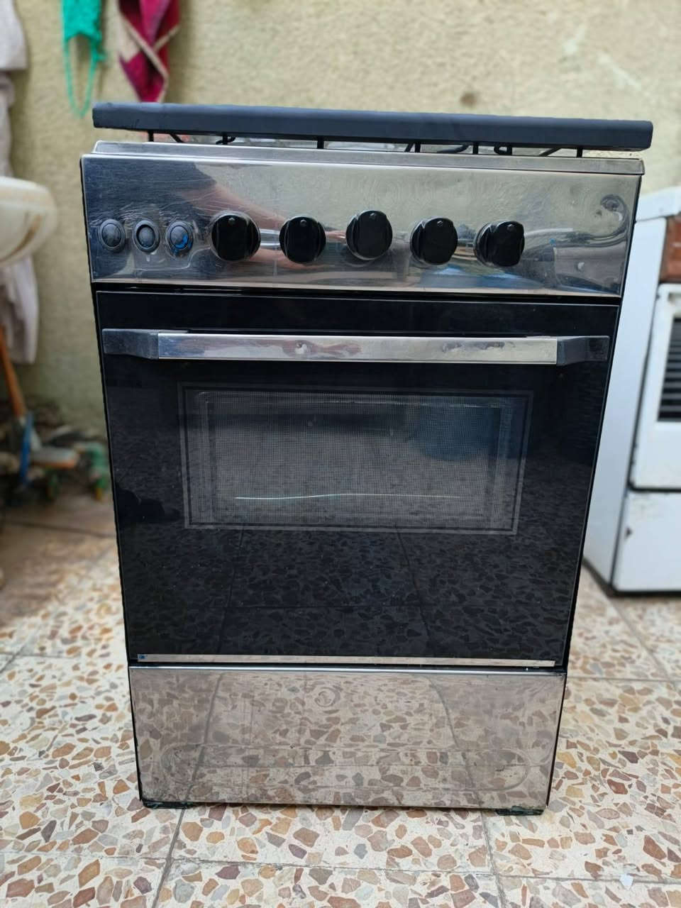 طباخ امبريال مصري استيل اربع عيون افران اوتوماتيك للبيع او مراوس الاستفسار  خاص او رقم *********** وتساب يوجد توصيل مناطق بغداد فقط
