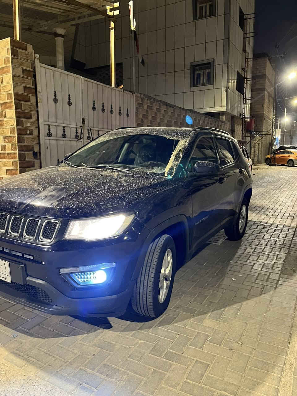 جيب كومباس2019 لون نيلي رقم بصره بيه فقط قطعتين السياره كفاله عامه مابيه نقص برغي اترايك لاربيل ***********
البصره105 بيه مجال او مراوس حسب الرغبه
