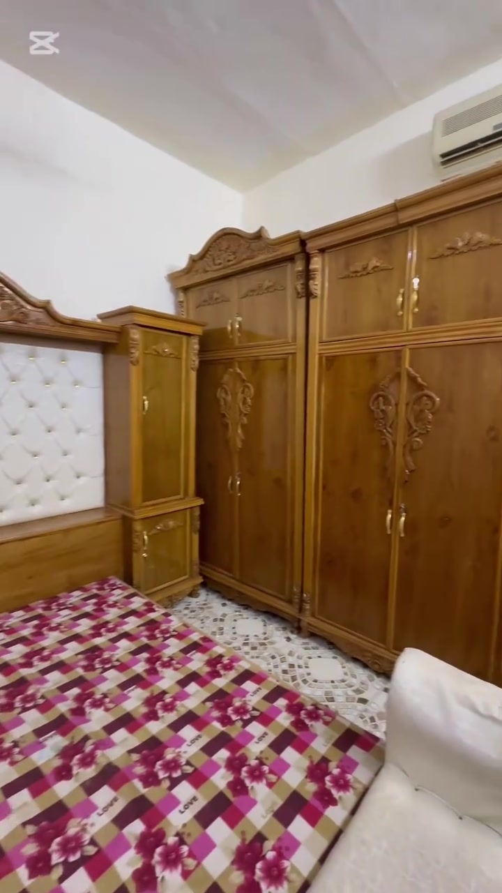 غرفه اخشاب البيع سعر خاص ***********
