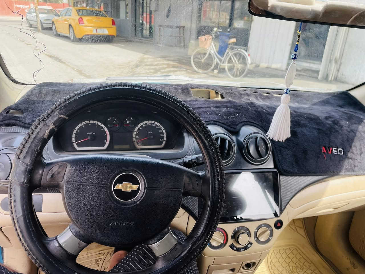 سلام عليكم أفيو موديل 2009 رقم بغداد دولي مكينه 1600 مفتوح  صدر  جديد تبريد ❄️
مكان بغداد المحموديه 
السعر 55 وبيه مجال 
***********
