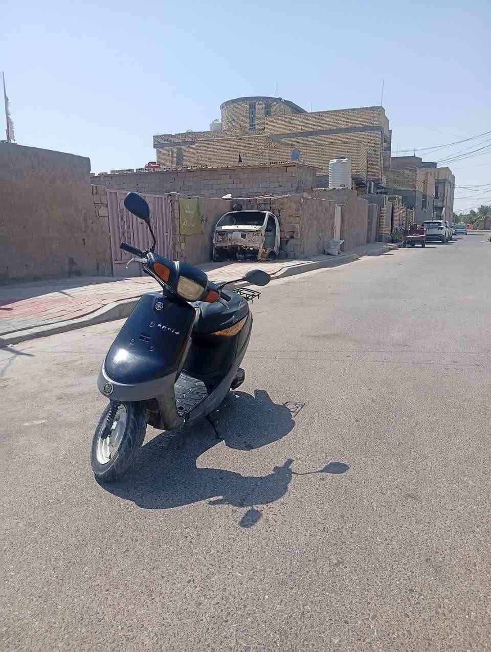 السلام عليكم 
بطة موديل 2000 للبيع كاملة امكملة سلف وهندر كهربائيات شغالة مكينة حلوة شلعة والمعدل شاصي مكفول ما ملحوم ولا بي شي تجي وتفحص قفل جنطة شغال والباقي كفرات وداخل ابلاد شوفت عينك  ، 
السعر: 225 وبيها مجال بسيط  ، 
العنوان: كربلاء  ، 
للأستفسار: خاص او اتصال على الرقم ***********
