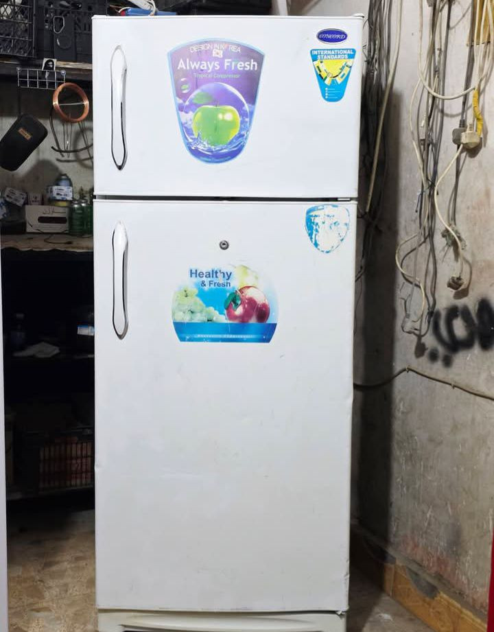 ثلاجه ٢٤قدم كونكورد لبناني ماطورهه باني سونيك ياباني البلادي سعرها 200قفل قفل مكاني نهايت شارع الحبوبي قرب حلويات ابوحمزيه ***********
