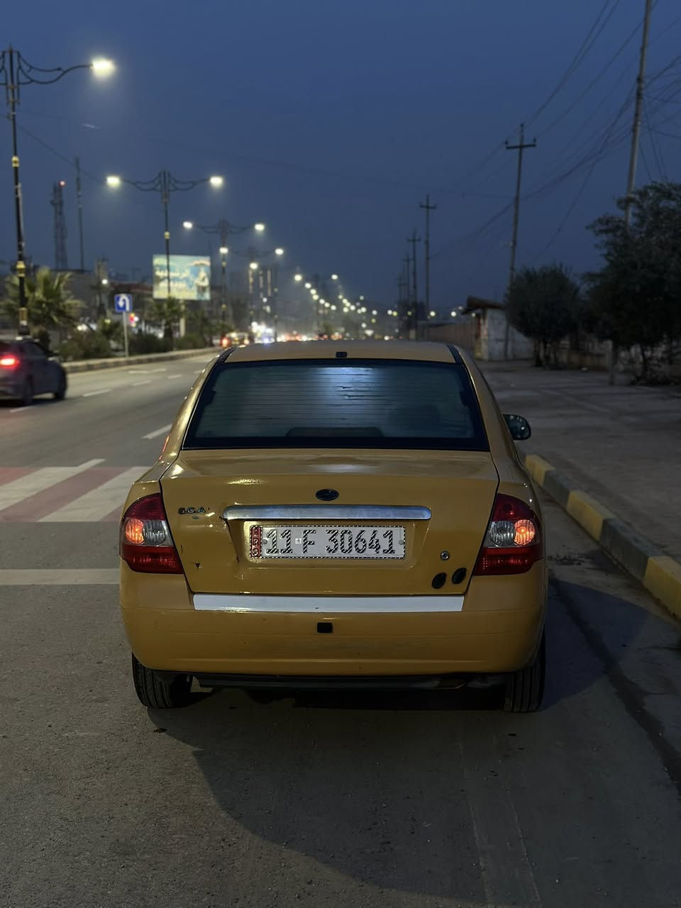 السلام عليكم
2016 Saipa tiba للبيع
كير مكينة شرط تواير جدد
شواصيها نظاف 
سيارة بدون قطرة صبغ

نظافة كدام العين مكينتها 16

رقم بغداد انكليزي و اني شرعيها

لون اصفر بلادي 💛

مكاني موصل حي بيسان

السعر 48$ وبيها مجال جداً قليل

للتواصل : ***********
