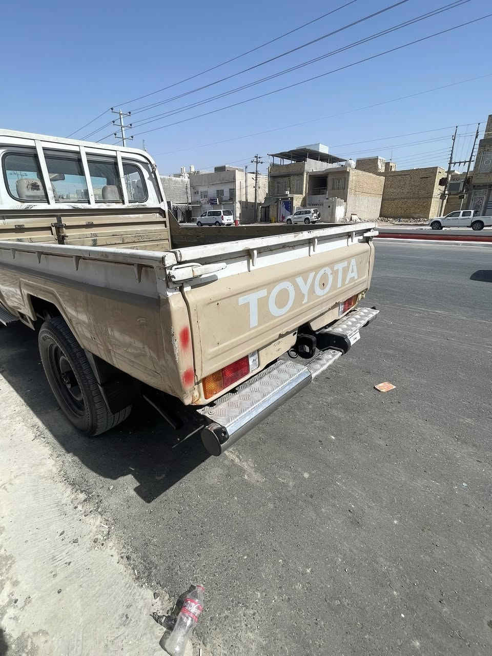 حوثيه موديل 87 للبيع رقم بغداد كير مكينه تبريد جاهزه السعر 58وبيها مجال مكان السياره ميسان ***********
