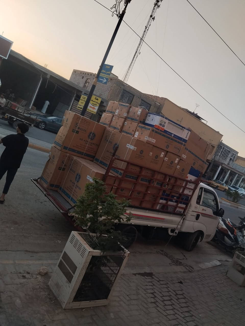 ❄️ سبلت جنرال الكترك GE ❄️
راحة تدوم… وبرودة بأعلى أداء 🔹
✅اقوى سبلت حاليا بالسوك
✅متوفر طن ونص + ثنين طن  + 3 طن 
متوفر كذالك الكنتوري
بالاضافه الى الانفيرتر
✅متوفر البيع نقدا
✅متوفر نظام اقساط جدا مريح يلائم الجميع  
☑️تريد 8 اشهر موجود
☑️تريد 12 اشهر موجود 
☑️تريد 18شهر موجود
✅ ضمان حقيقي لمدة خمس سنوات 
متوفر لدى ورشة الصفاء  سايدين العسكري مقابل فريز تايم 
📞 ***********خابرنه او راسلنه ماسنجر/ وتساب وبخدمتكم ما نقصر مع الجميع ان شاء الله
ملاحظه/ بقيه السبالت متوفره
