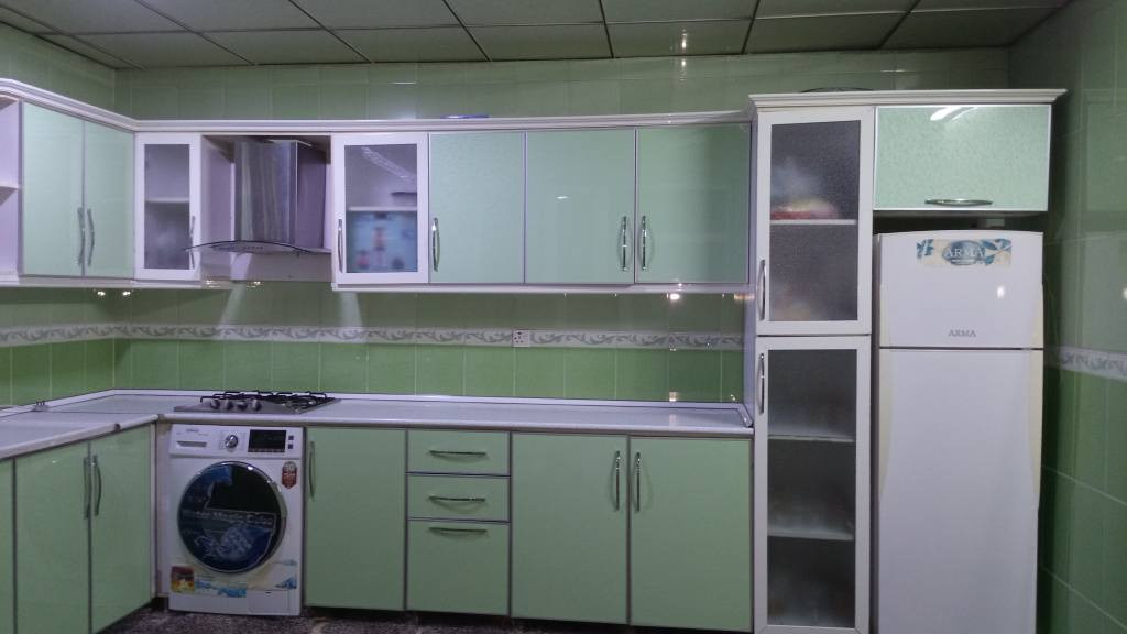 ئه و كه ونتره بو فروشتن.  داره و  مه رمه ر 350كه ميك  مه حمه له. ***********9 مخمور, أربيل
